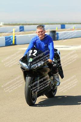 media/Sep-20-2025-TrackDaz (Sat) [[27f0cde673]]/Around the Pits/